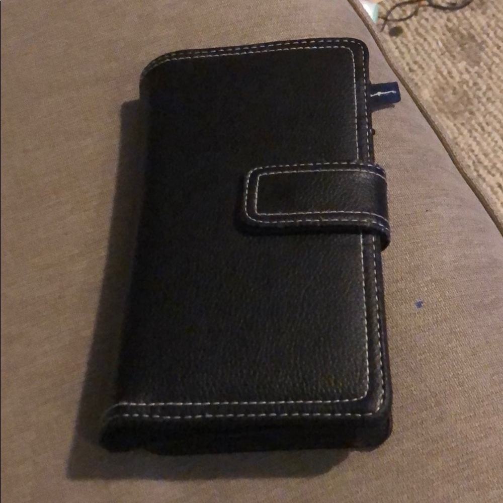 Small Simplistic Black Wallet